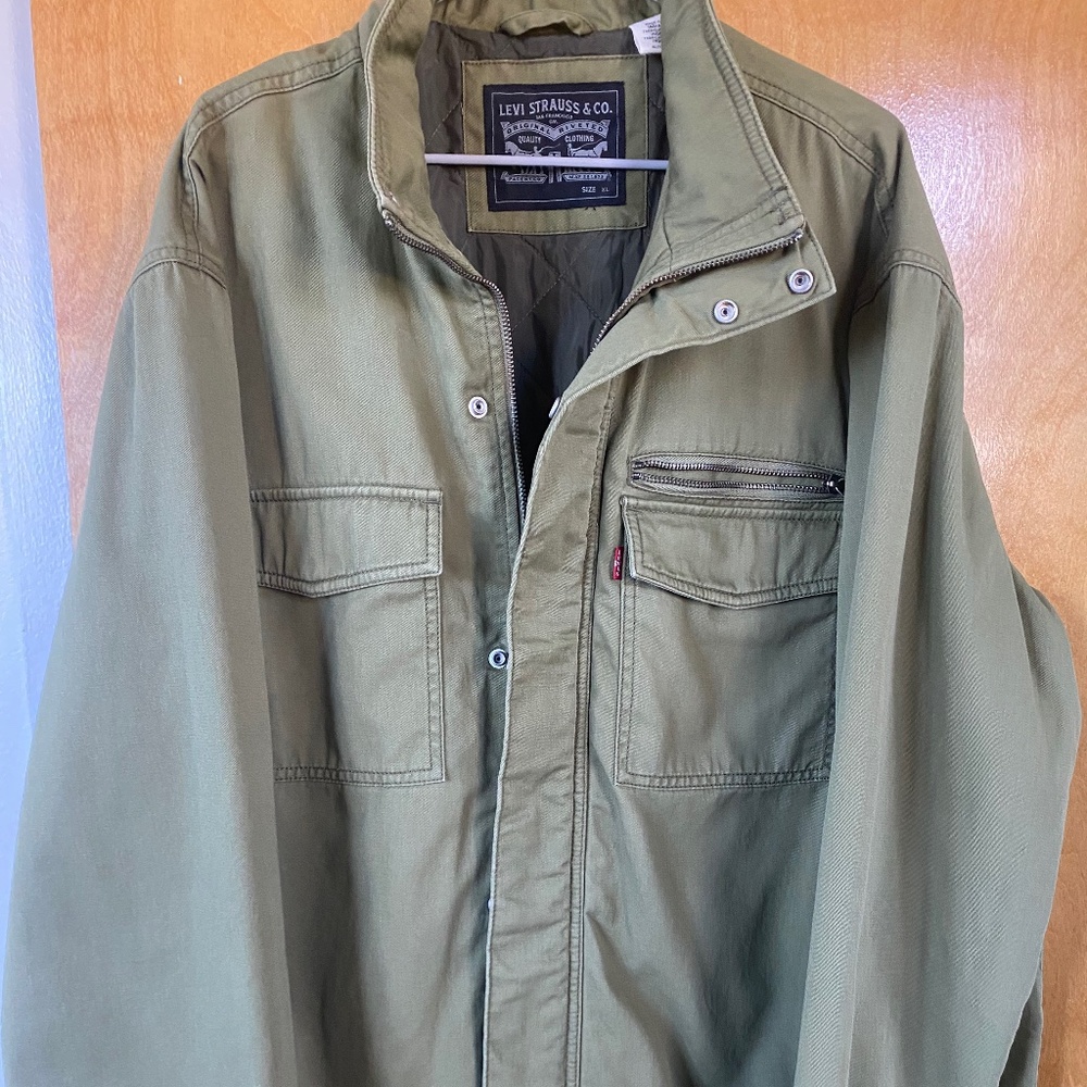 Levi’s men’s cotton utility green jacket size XL